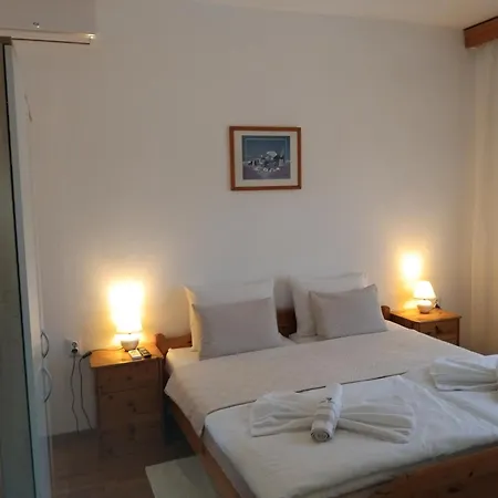 Gaestehaus Edelweiss Halkidikis 度假居 *