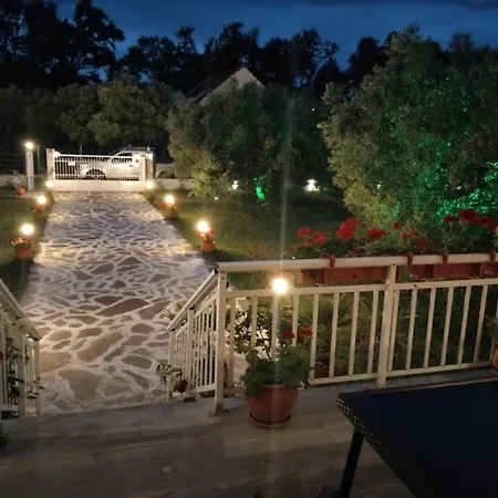 Tatil Evi Gaestehaus Edelweiss Halkidikis Olympiada