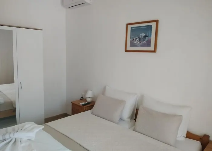 度假居 Gaestehaus Edelweiss Halkidikis