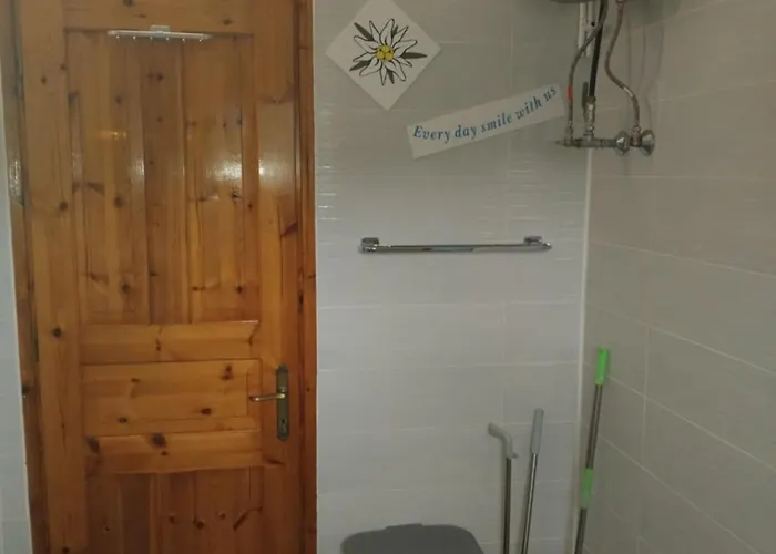 Gaestehaus Edelweiss Halkidikis Tatil Evi Olympiada