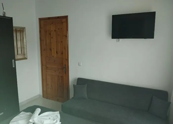 Gaestehaus Edelweiss Halkidikis * Olympiada