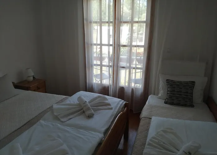 Gaestehaus Edelweiss Halkidikis Case de vacanță Olympiada